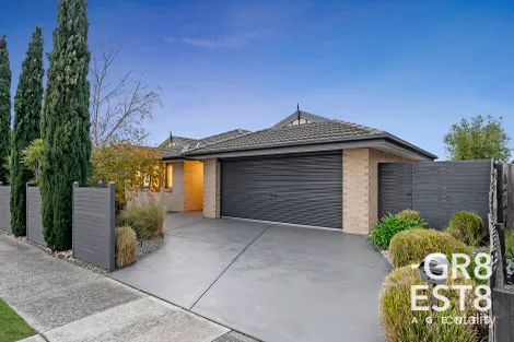 Property photo of 21 Ferndown Drive Cranbourne VIC 3977