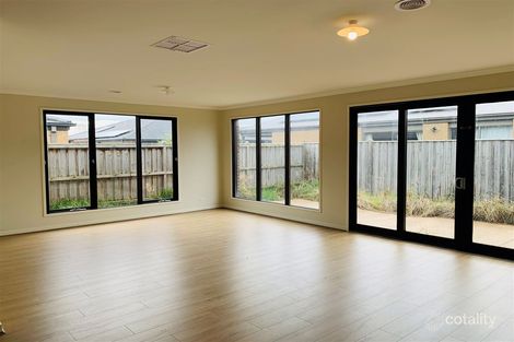 Property photo of 75 Morningside Boulevard Cranbourne West VIC 3977