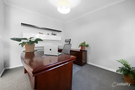 Property photo of 53 Minindee Road Manor Lakes VIC 3024