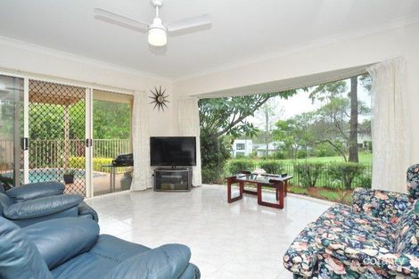 Property photo of 37 Chichester Drive Arundel QLD 4214