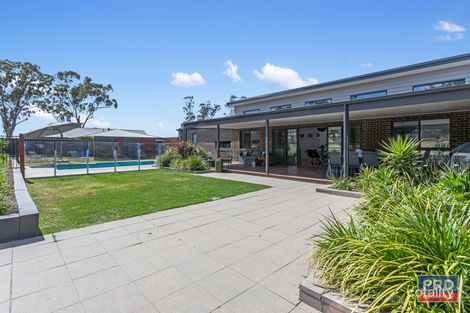 3 Bettys Ave, Junortoun, VIC 3551