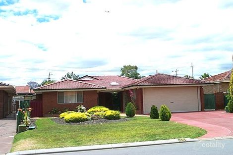 Property photo of 45 Avocet Road Stirling WA 6021