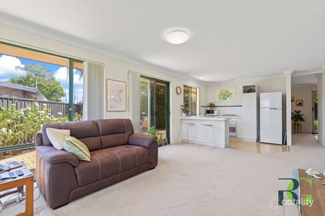 33a Coleman Cres, Melville, WA 6156