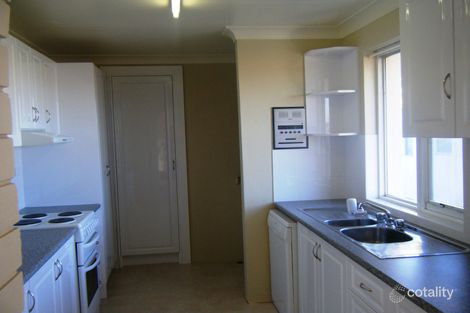 Property photo of 4/76 Memorial Drive Bar Beach NSW 2300