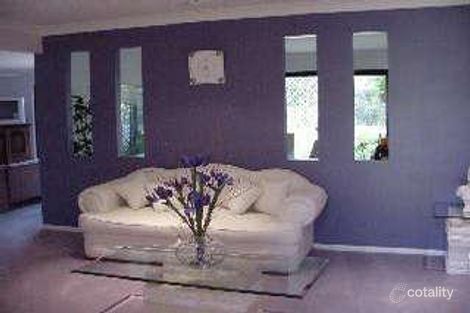 Property photo of 11 Kirra Place Carindale QLD 4152