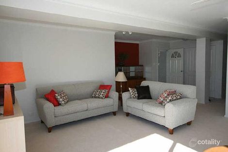 Property photo of 17/21 Excelsior Parade Carey Bay NSW 2283
