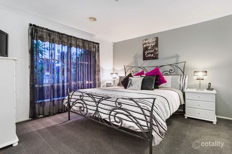 Property photo of 17 Perceval Crescent Taylors Lakes VIC 3038