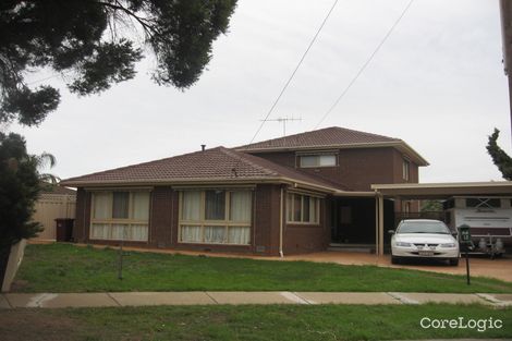 Property photo of 12 Dundee Close Gladstone Park VIC 3043