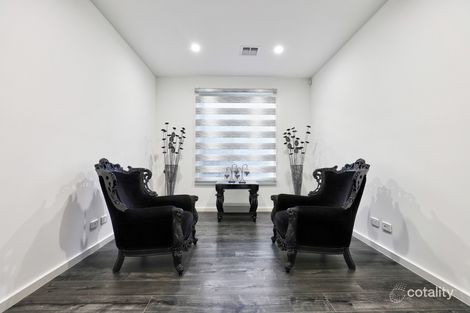 Property photo of 6 Emblem Way Craigieburn VIC 3064