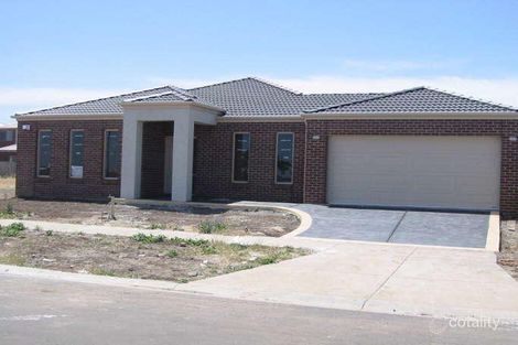 Property photo of 11 Wells Avenue Taylors Hill VIC 3037