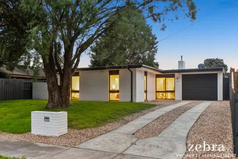 19 Benelong Cres, Seaford, VIC 3198