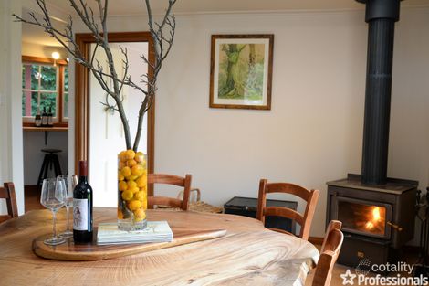 Property photo of 12 Old Warburton Road Warburton VIC 3799