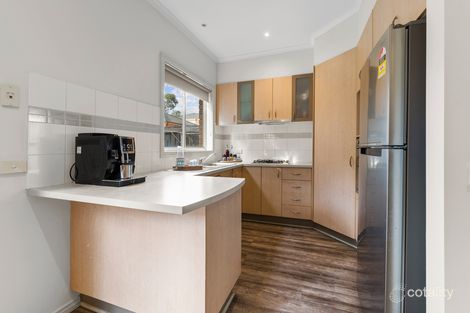 Property photo of 4 Hummingbird Place South Morang VIC 3752