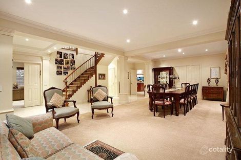 Property photo of 5 Wenden Grove St Kilda East VIC 3183