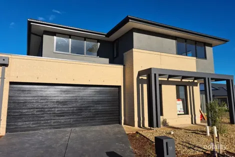 11 Neyland St, Strathtulloh, VIC 3338