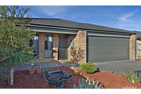 Property photo of 8 Lewin Street Carrum Downs VIC 3201