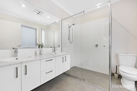 Property photo of 27 Beacon Drive Cranbourne North VIC 3977