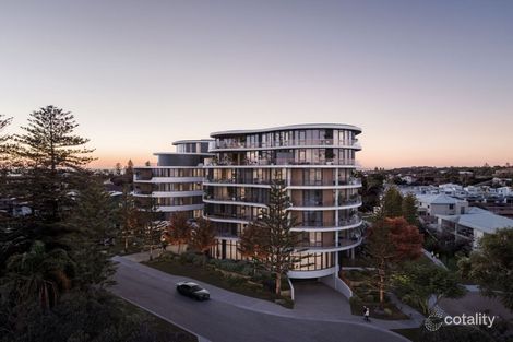 10 Nautilus Cres, Scarborough, WA 6019