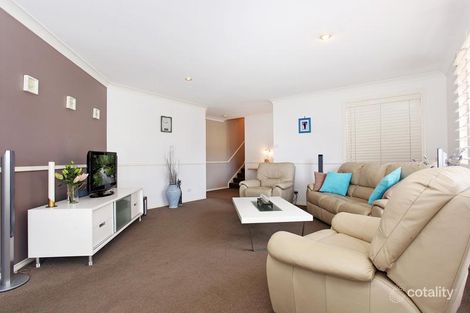 Property photo of 24 Ridgewood Crescent Eleebana NSW 2282