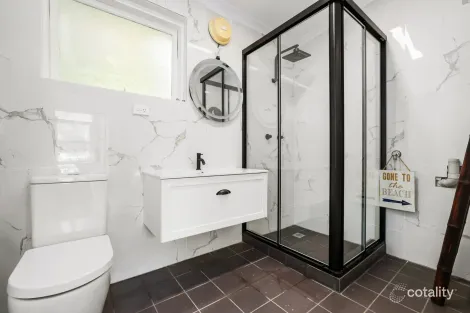 Property photo of 23 Hillside Road Newport NSW 2106