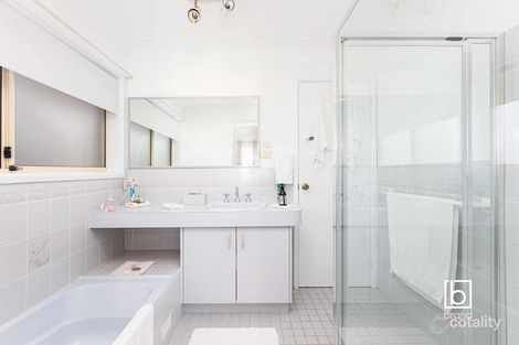 Property photo of 1B Kalulah Avenue Gorokan NSW 2263