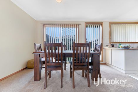 Property photo of 10/37 King Street Pakenham VIC 3810