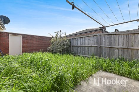 Property photo of 10/37 King Street Pakenham VIC 3810