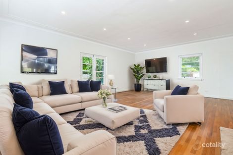 4 MERRIVALE RD, PYMBLE, NSW 2073