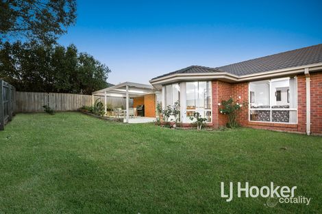 Property photo of 17 Mitchell Court Berwick VIC 3806