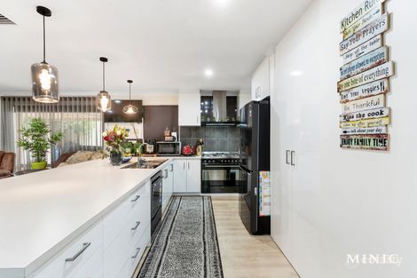 Property photo of 30 Forest Lakes Drive Thornlie WA 6108