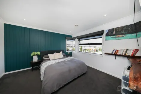 Property photo of 31 Myoora Crescent Greenvale VIC 3059