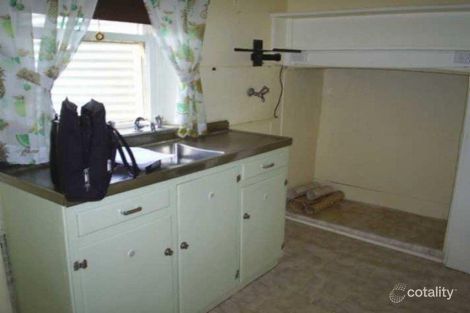 Property photo of 13 Kitchener Street Peterborough SA 5422