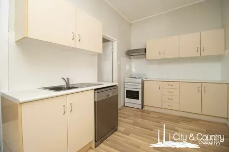 Property photo of 2/32 Dempsey Street Winston QLD 4825