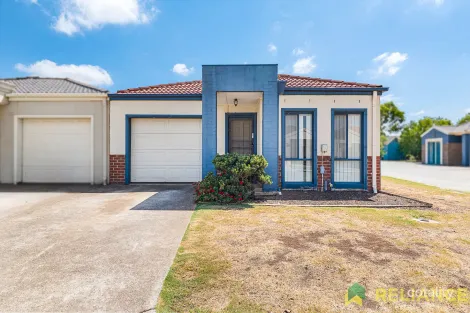41/17 Crestmont Dr, Melton South, VIC 3338
