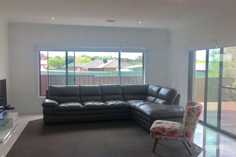 Property photo of 10 Birdie Place Thurgoona NSW 2640