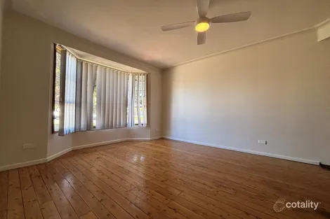 Property photo of 300 The Boulevarde Smithfield NSW 2164