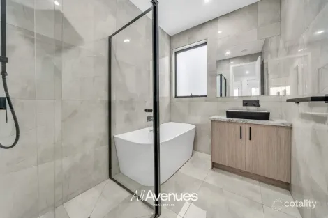 Property photo of 13 Stakes Street Cranbourne East VIC 3977