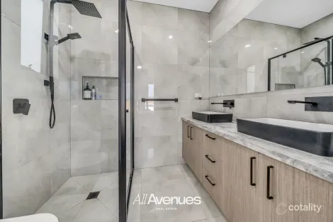 Property photo of 13 Stakes Street Cranbourne East VIC 3977