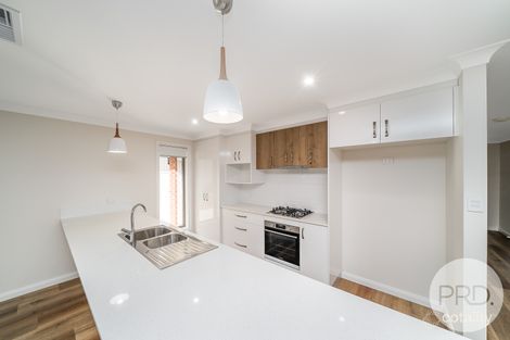Property photo of 4 Claymore Road Estella NSW 2650