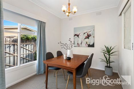 Property photo of 1 Yackatoon Avenue Aspendale VIC 3195
