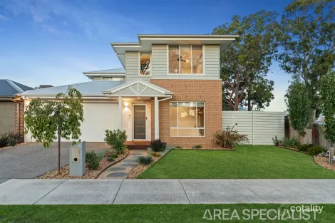 15 Naomi Ct, Cranbourne, VIC 3977