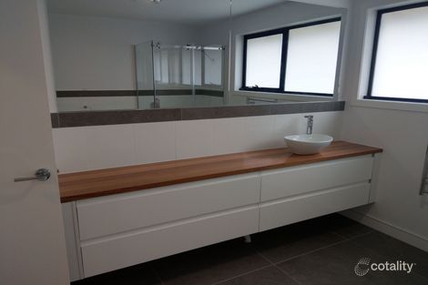 Property photo of 2 White Court Kingston TAS 7050