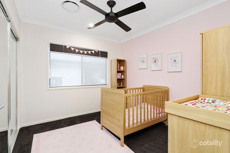 Property photo of 14 Saunders Close Upper Kedron QLD 4055