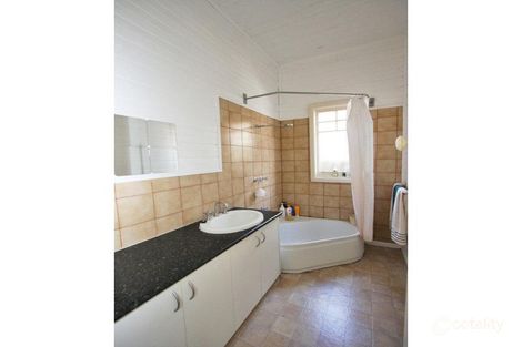 Property photo of 137 Empress Avenue Kingsville VIC 3012