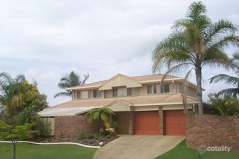 153 Cadogan St, Carindale, QLD 4152