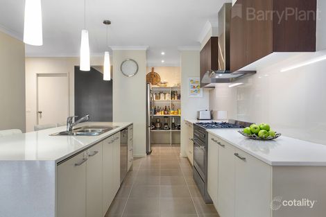 Property photo of 6 Cradle Avenue Clyde VIC 3978