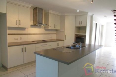 Property photo of 2/83 Pacific Drive Blacks Beach QLD 4740