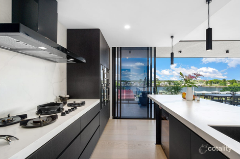 Property photo of 13/55 Oxlade Drive New Farm QLD 4005