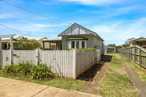 Property photo of 36 Anzac Avenue Newtown QLD 4350