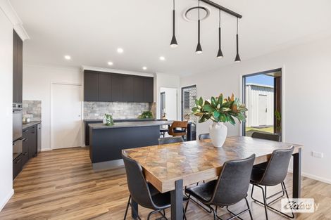 11 Basil Ct, Nikenbah, QLD 4655